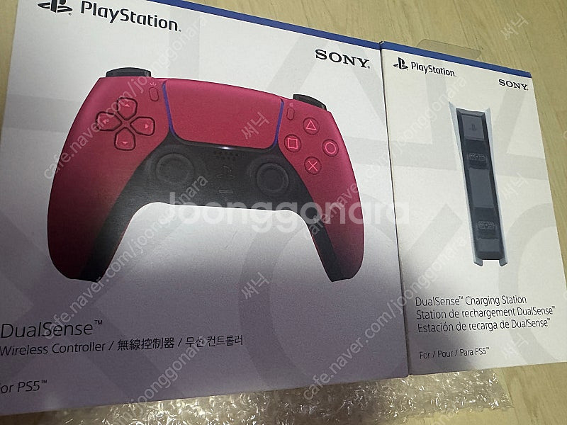 [PS5] 듀얼센스 코스믹레드+ 충전기 새제품--0