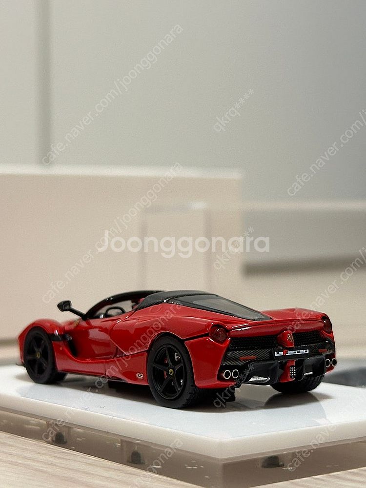 1:64 Street Buster F150 라페라리 아...--4