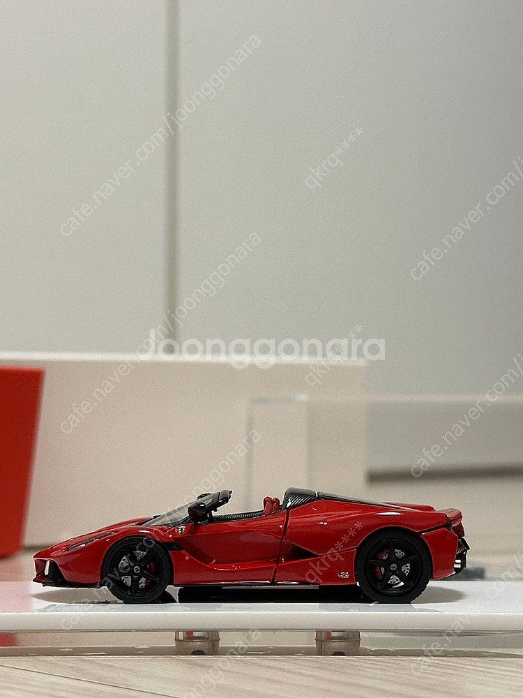 1:64 Street Buster F150 라페라리 아...--5