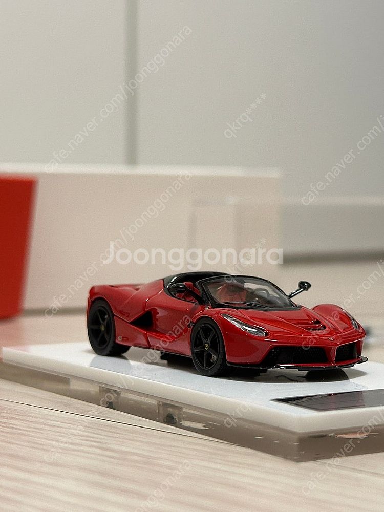 1:64 Street Buster F150 라페라리 아...--6