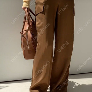 레디투웨어 R2W 알투더블유 Ready2wear Horie Satin Cargo PT 3L사이즈 브라운색상 새상품(택있음) 가격인하