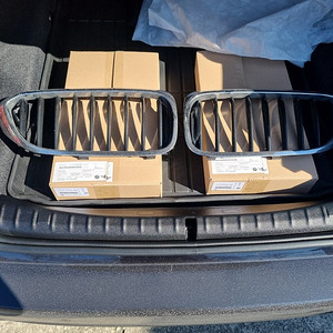BMW 530i G30(전기형) 순정크롬그릴 판매 5만원-일산직거래,상계동직거래