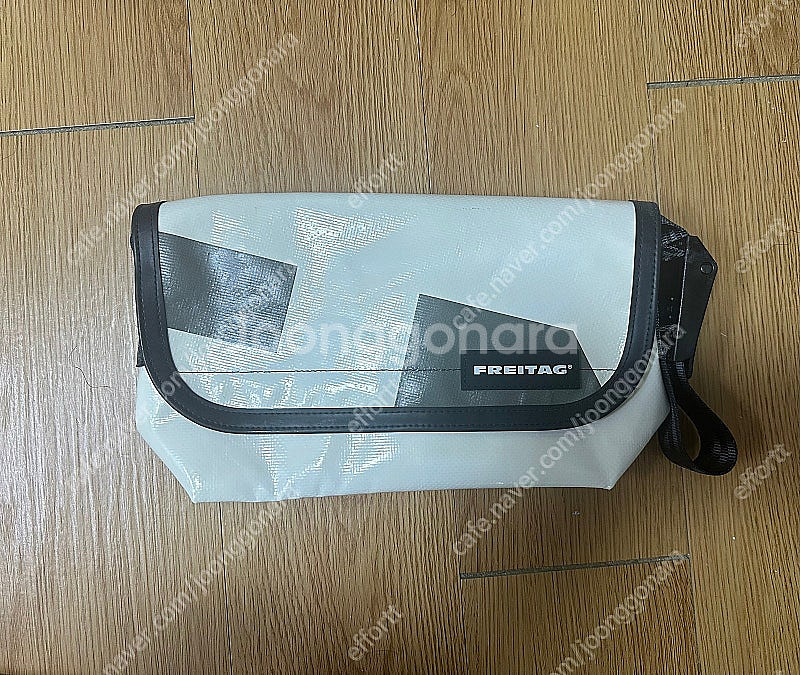 [새상품]프라이탁 하와이파이브오 하파오 화이트--0