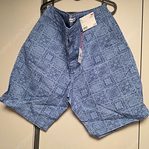 유니클로 레인스푸너 치노쇼트팬츠 XL