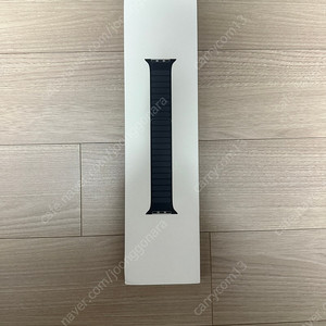 [1회시착]애플워치 정품 레더링크 45mm M/L사이즈 팝니다.(미드나잇색상)