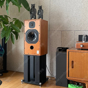 하베스 HL Compact 7ES-3 스피커 및 SMS 스탠드