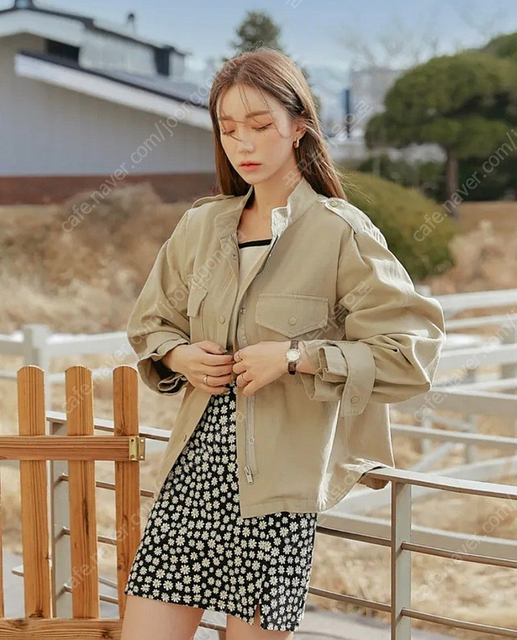 커먼유니크 플라워 슬릿 스커트 이미지