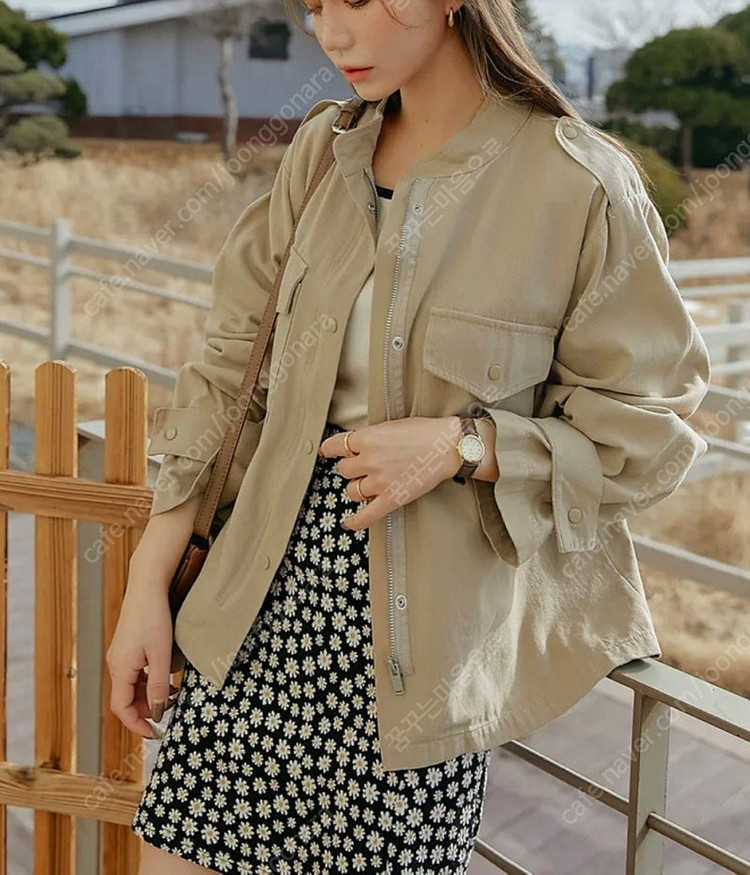 커먼유니크 플라워 슬릿 스커트 이미지