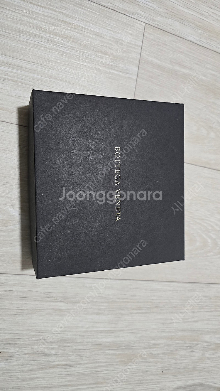 보테가 베네타 지갑 팝니다.--1