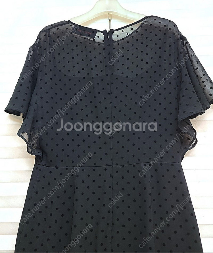 모조에스핀> 도트 쉬폰 시스루 원피스(639천원)--4