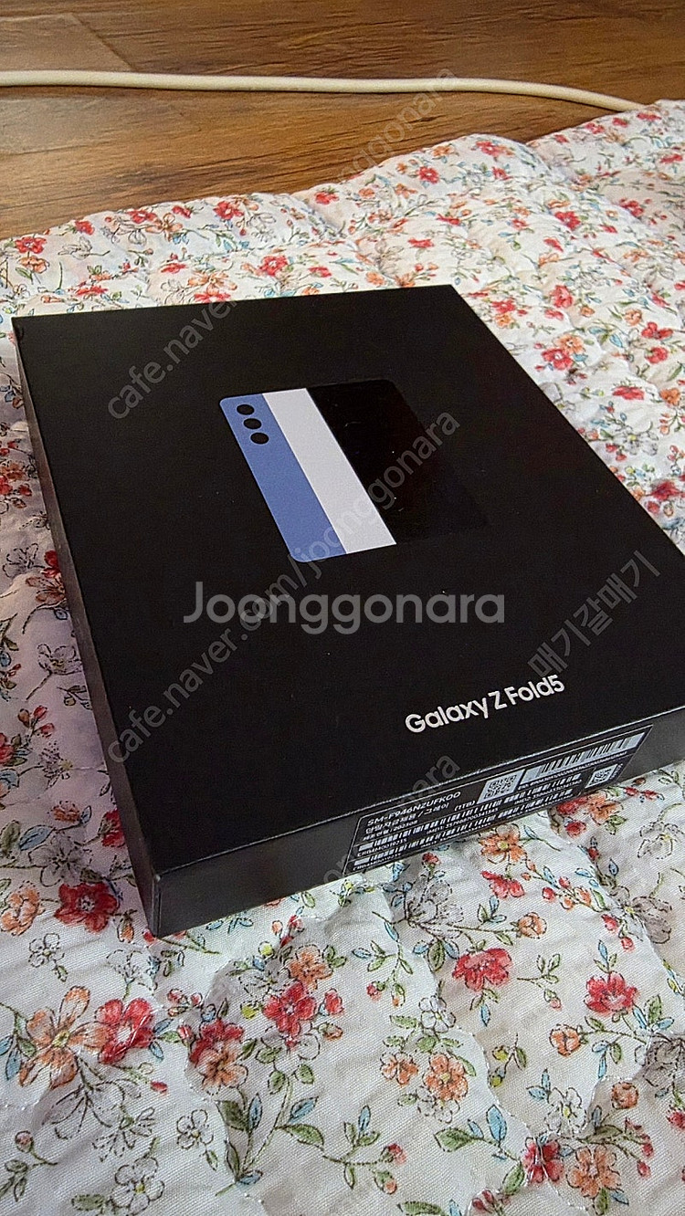 올갈이받은 갤럭시 폴드5 1TB 삼성닷컴전용 그레이 색...--0