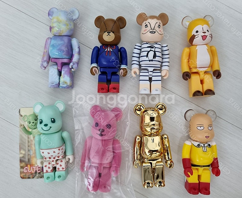 정품 베어브릭 100% 여러가지 판매합니다.--1