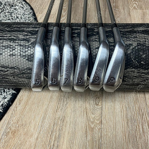 (명불허전) PRGR TR500 (5-p) 후부키 카본 아이언