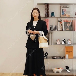 (정가24만원 거의새상품) 오스크카카 라탄 버킨백 *기은세가방*