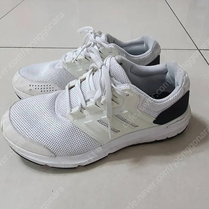 (아디다스 adidas) 화이트 메쉬 운동화 조깅화 250-255