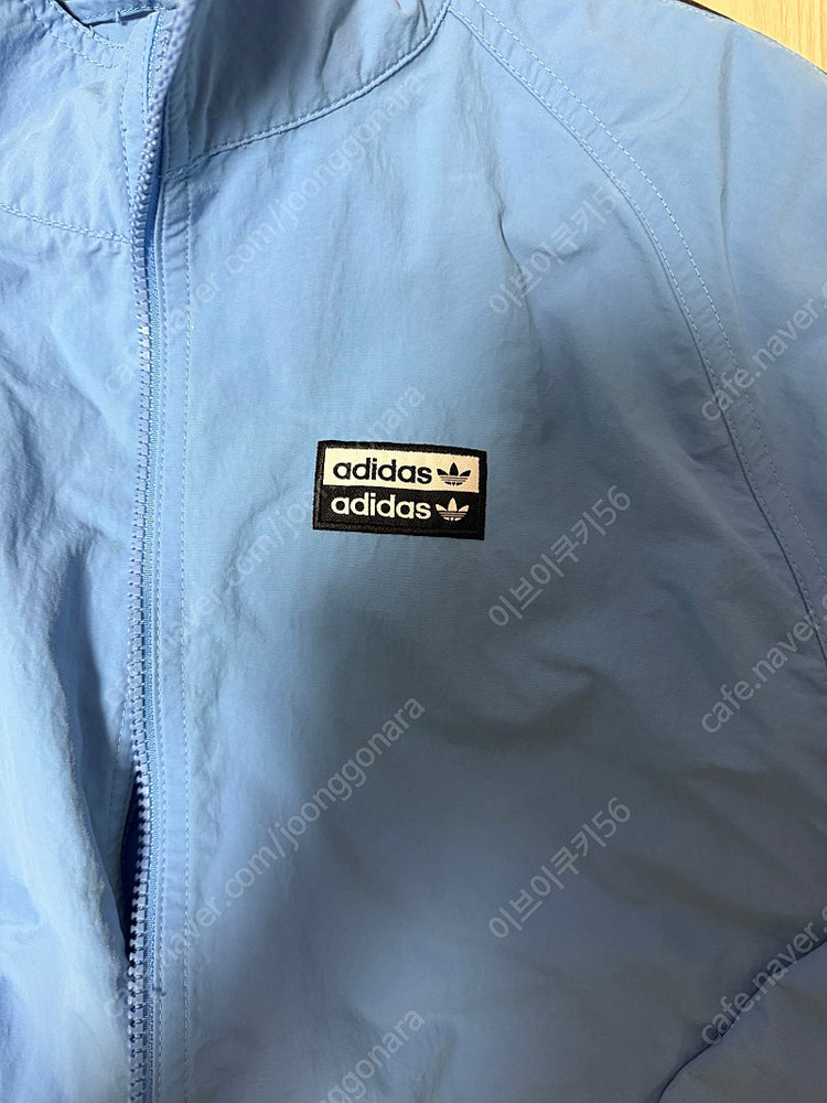 아디다스 바람막이--1