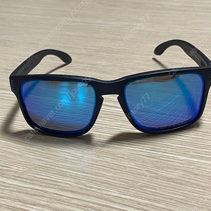 오클리 X 홀브룩 X UV400 블루 편광 미러렌즈 새제품 팝니다.