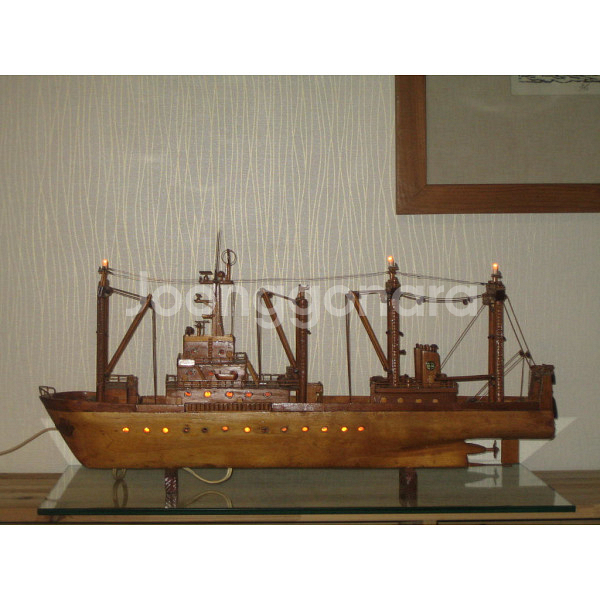 동원산업 로고가 보이는 모형배 ,,, 220V ,,, ...--2