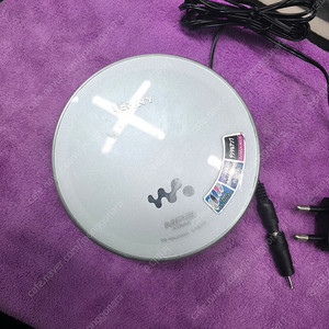 소니 휴대용 CDP D-NE730 판매합니다