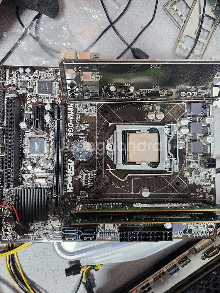 [반본체] i5 4690 h81m ddr3 8g 무료배...--0