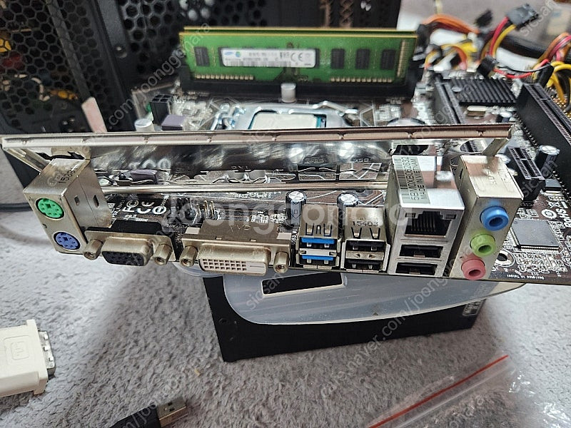 [반본체] i5 4690 h81m ddr3 8g 무료배...--1