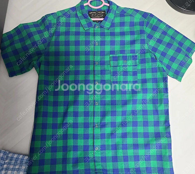 반팔티.셔츠 2xl 팝니다--2