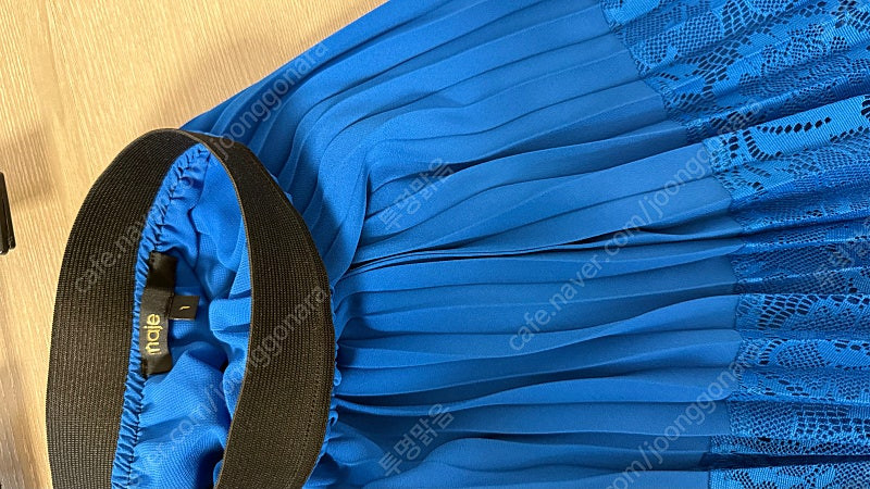 마쥬 블루 스커트 팝니다 이미지