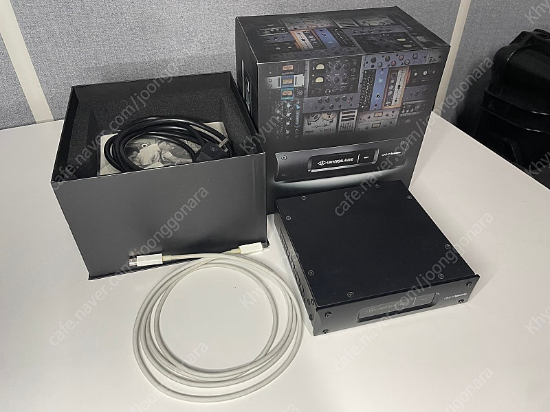 UAD satellite thunderbolt Quad 새틀라이트 썬더볼트 쿼드 풀박--1