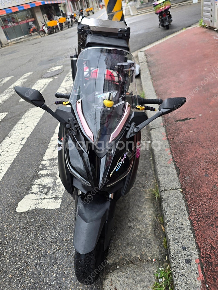 xmax300--0