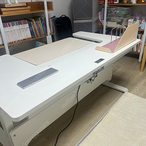 컴프프로 울트라 1500 책상
