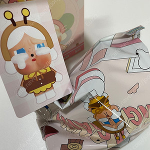 팝마트 크라이베이비 크라잉어게인 꿀벌