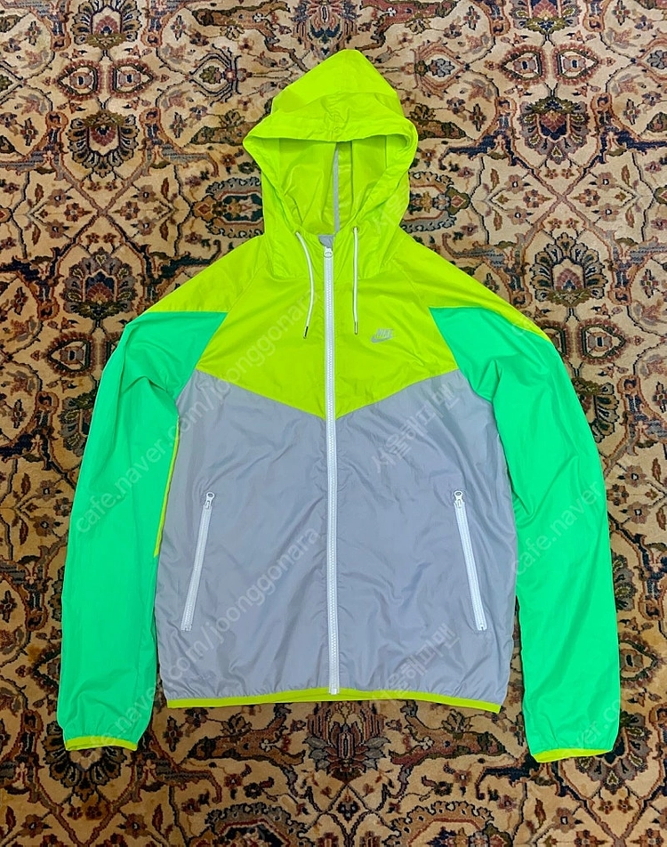 NIKE 나이키 여성 형광노랑/그린 경량 바람막이 남녀공용 윈드브레이커 자켓 S 90사이즈 이미지