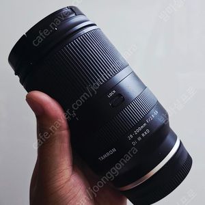 탐론 28200 소니 마운트 렌즈 팝니다