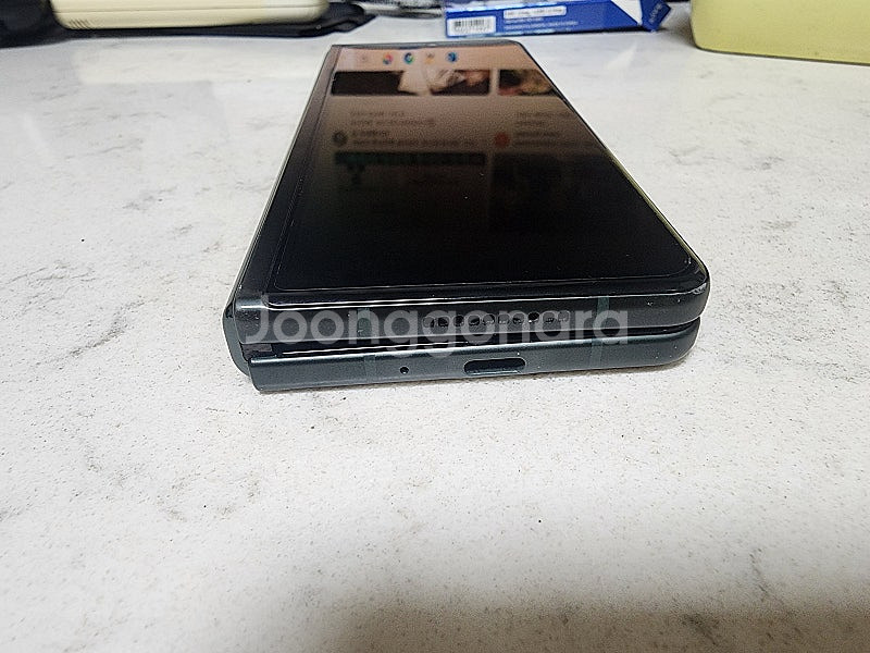 갤럭시 Z플립3 256g--5