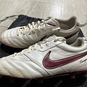 나이키 티엠포 리게라 HG [250] 축구화