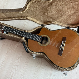 어드미라 Admira Virtuoso EC 수제 기타