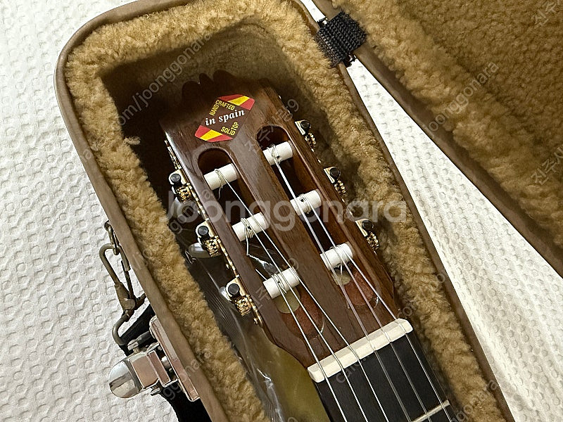어드미라 Admira Virtuoso EC 수제 기타--6
