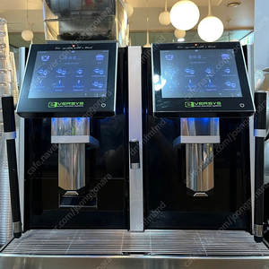 커피머신 Eversys E4