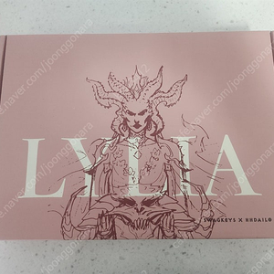 키캡 판매합니다. 스웨그키 LYLIA, Hammerworks CRP R6 Runes Alpha, GMK Stargaze space
