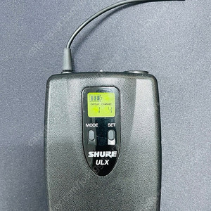 슈어 무선마이크 ULX1-X3 바디팩 무선 송신기 팝니다.