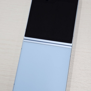 갤럭시 Z플립6 블루색상 512용량 새상품컨디션 초SS급 25년6월개통 단말기 61만 판매합니다