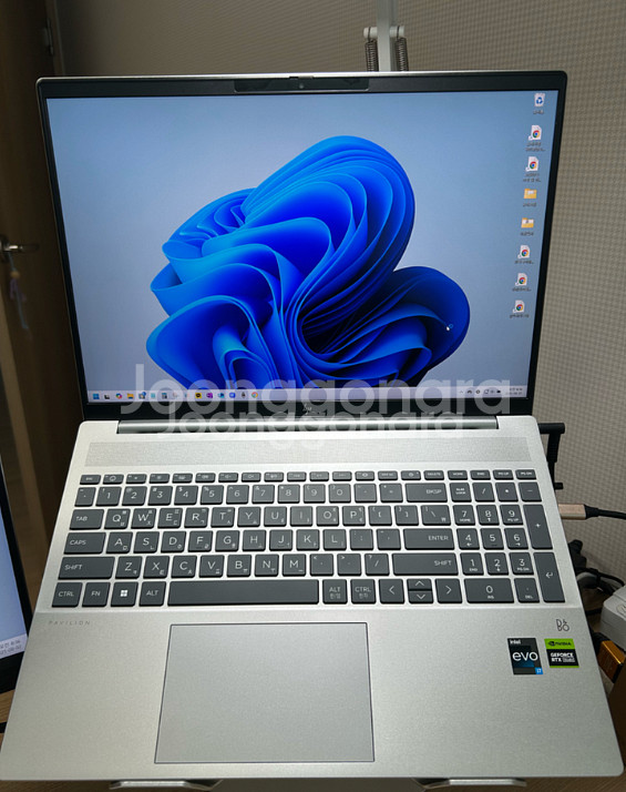 HP 파빌리온 플러스 16인치 노트북(외장그래픽)택포--0