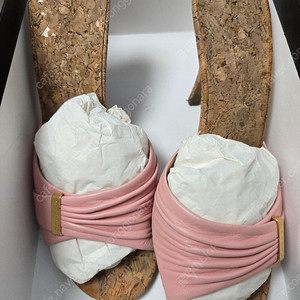 샤넬 핑크 가죽뮬힐 35.5