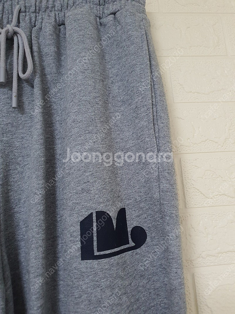 럭키마르쉐 엠블럼 조거 팬츠 사이즈 S--7