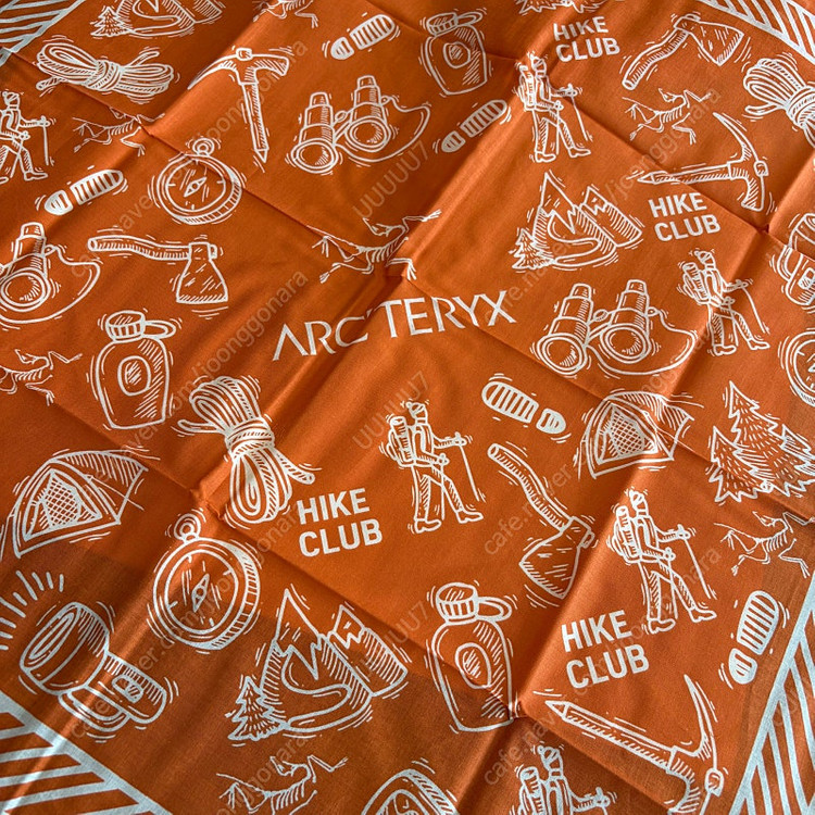 아크테릭스반다나 이미지