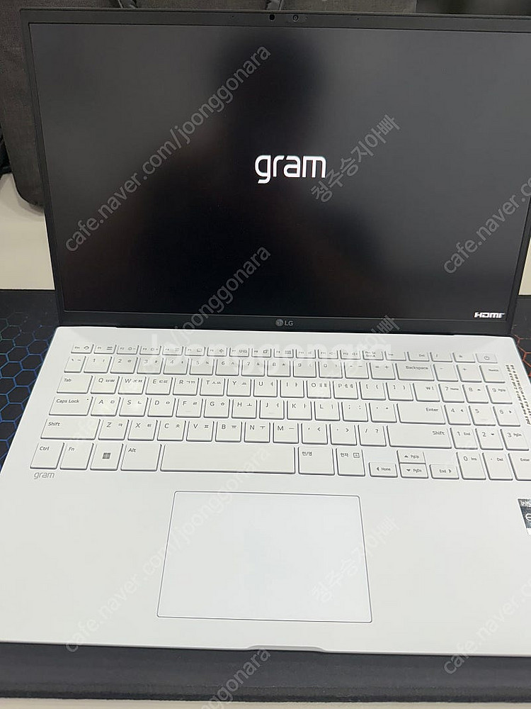 LG 그램 15인치 노트북판매중--2