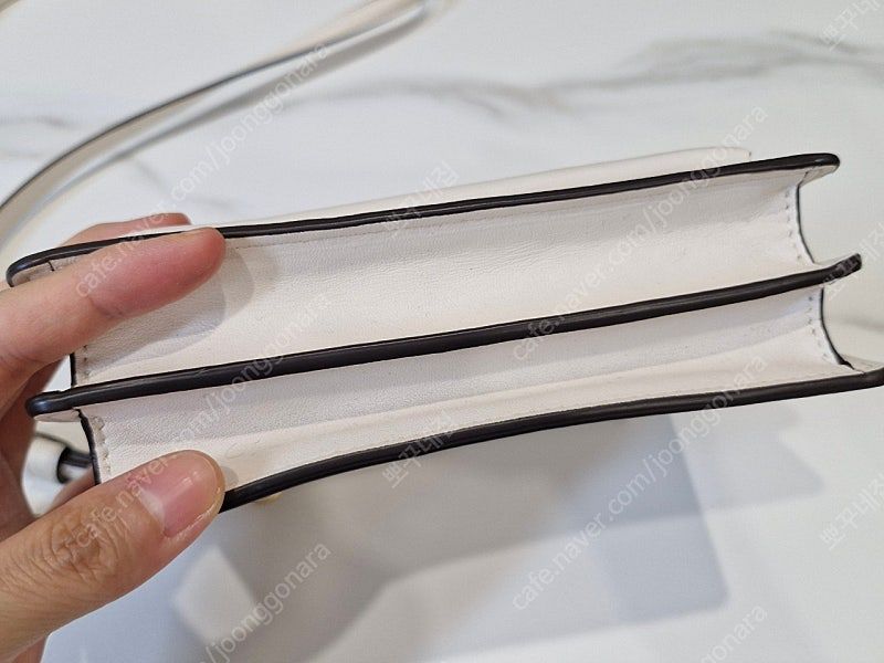 코치 데이지자수가방 이미지