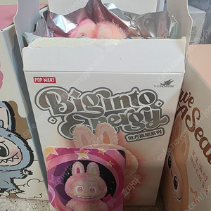 라부부 충성