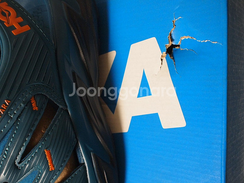 HOKA 호카 호파라 그래파이트 새제품 팝니다.--6