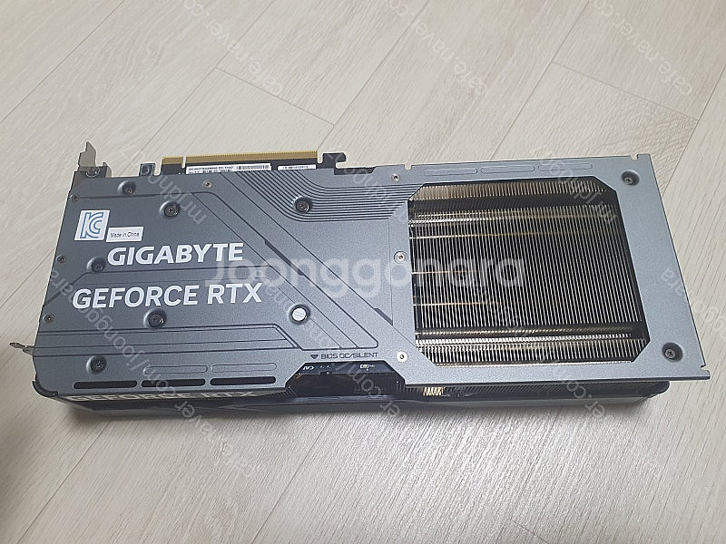 기가바이트 RTX 4070 SUPER GAMING OC...--2